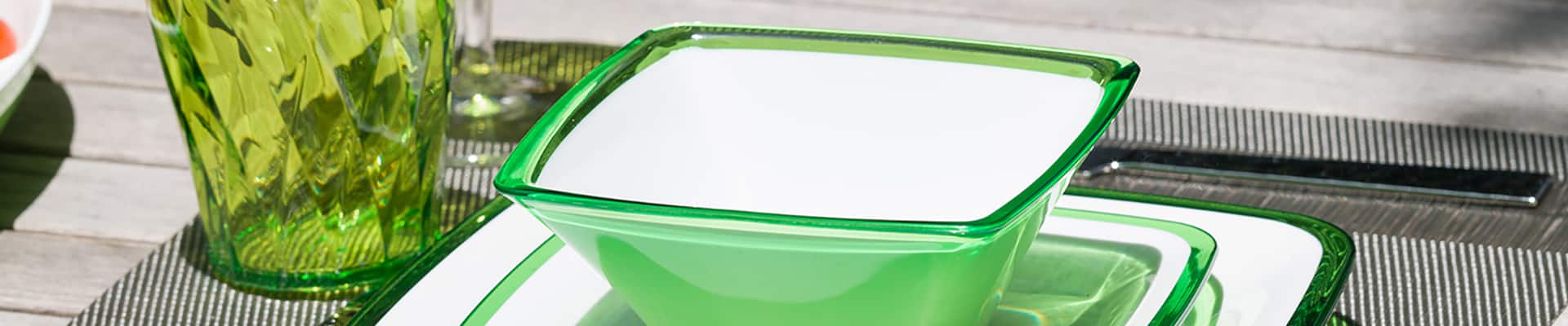 Green Dinnerware