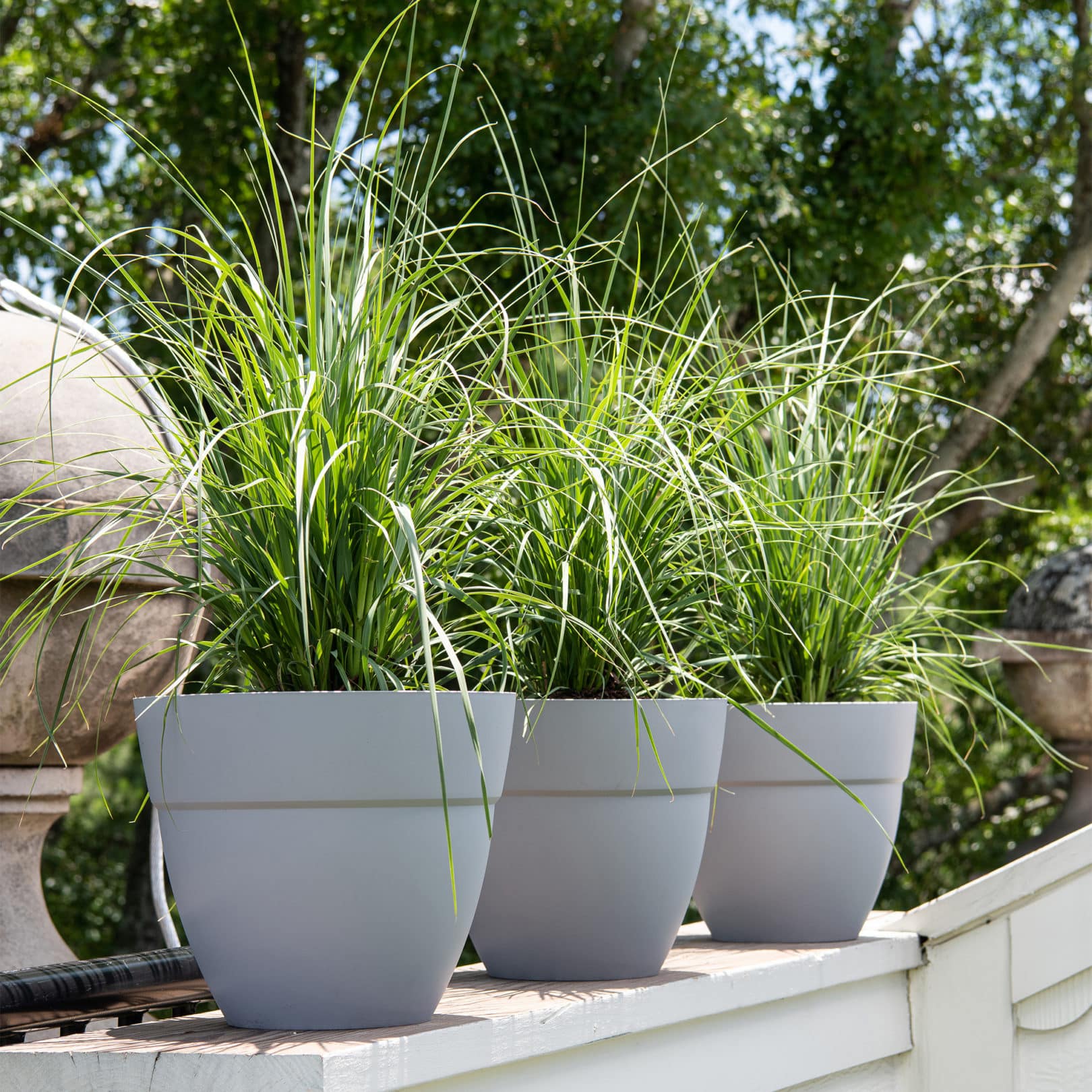 railing with ella planters